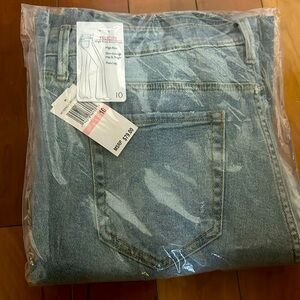 Brand new and sealed. Seven 7 Jeans Felicity High Rise Flare Leg